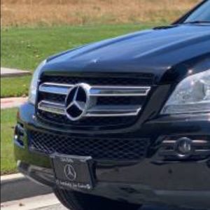 Meet your Posher, Eliud